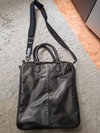 Bolso de cuero negro para hombre
