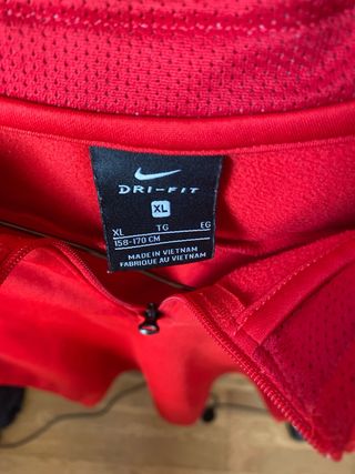 Sudadera Nike Dri-Fit Roja Media Cremallera