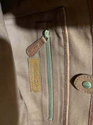 Bolso de piel marrón