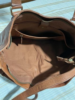 Bolso de piel marrón