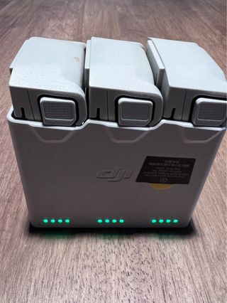 DJI Mini 4 Pro Drone + Accesorios