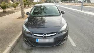 Opel Astra 2015