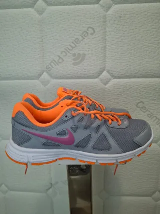 Zapatillas Nike Revolution 2 MSL W Gris Naranja
