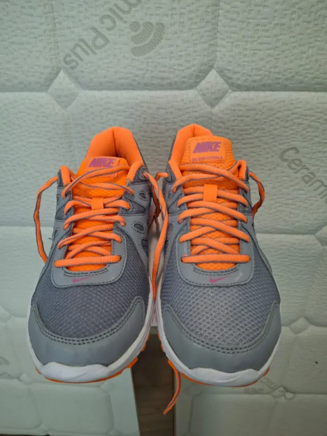 Zapatillas Nike Revolution 2 MSL W Gris Naranja