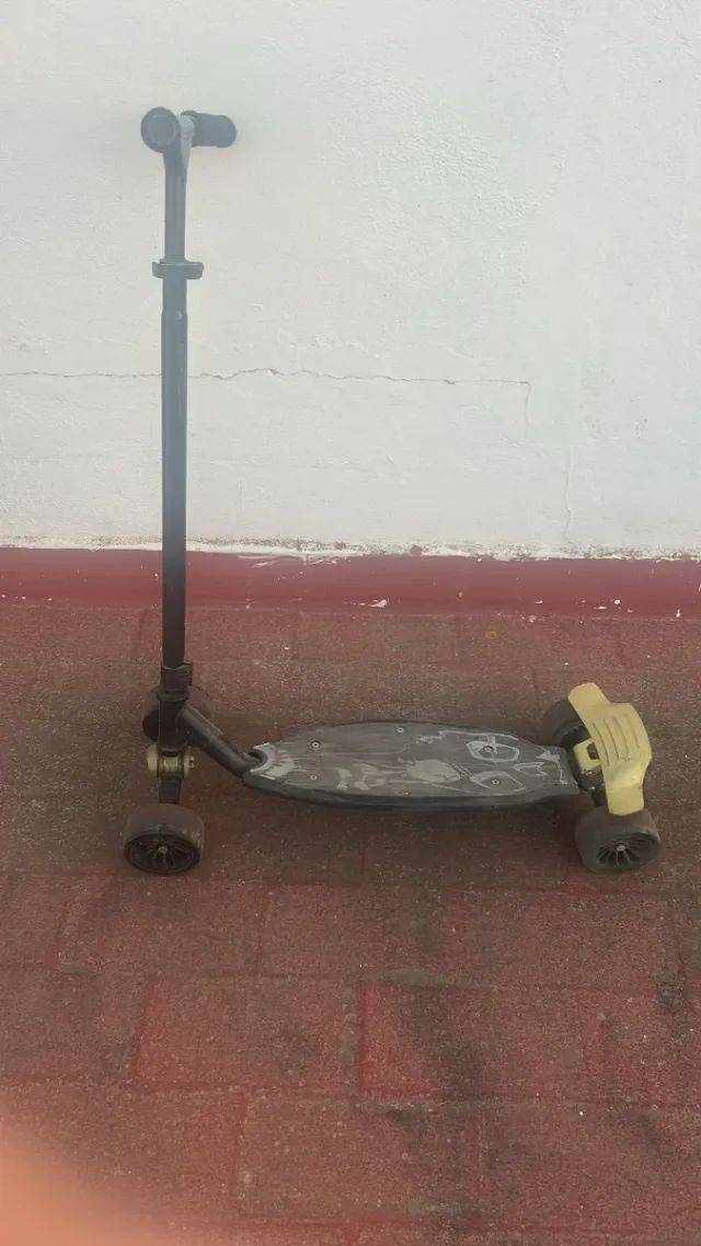 Patinete Decatlon oxelo 4 ruedas