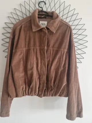 Cazadora Zara Marrón Corduroy