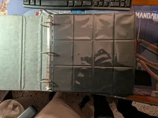 Álbum Ultimate Guard Xenoskin 16 Cartas