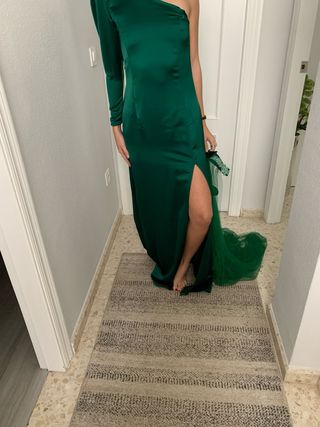 Vestido fiesta verde asimétrico