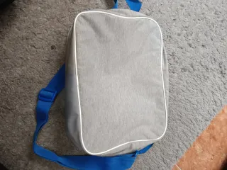 Bolso bandolera Adidas gris y azul
