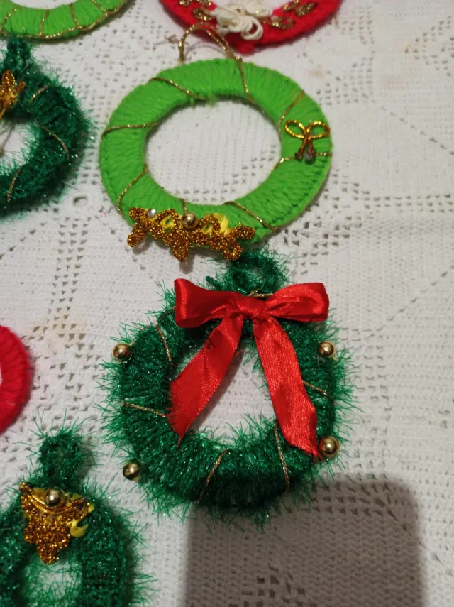 Adornos Navideños Verdes y Rojos