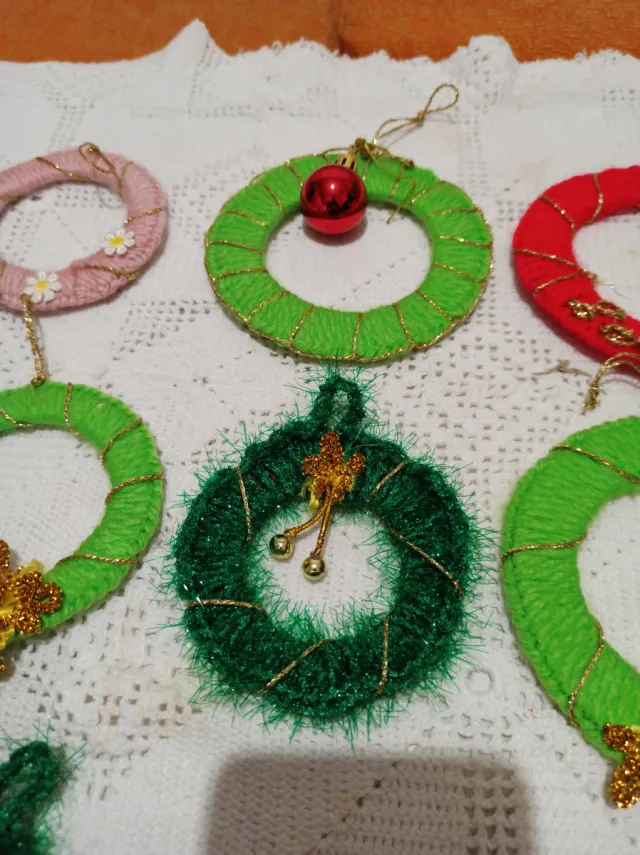 Adornos Navideños Verdes y Rojos