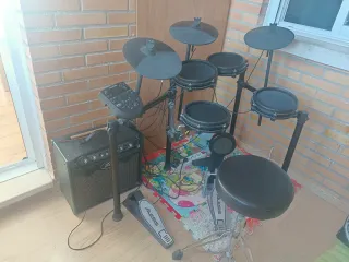 Batería Electrónica Alesis Nitre