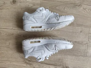Nike Air Max 1 Custom White - Hand Drawn Art Sneak
