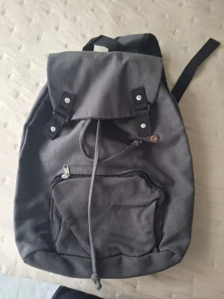 Mochila Gris