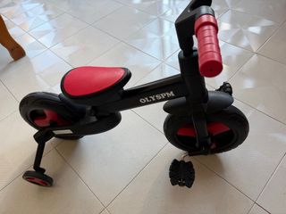 Triciclo infantil OLYSPM negro y rojo