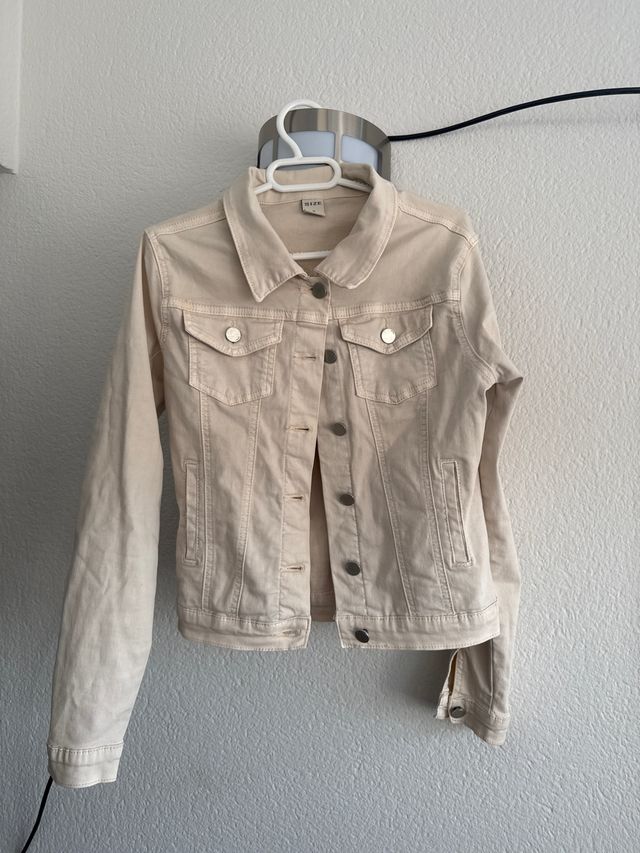 Chaqueta vaquera beige