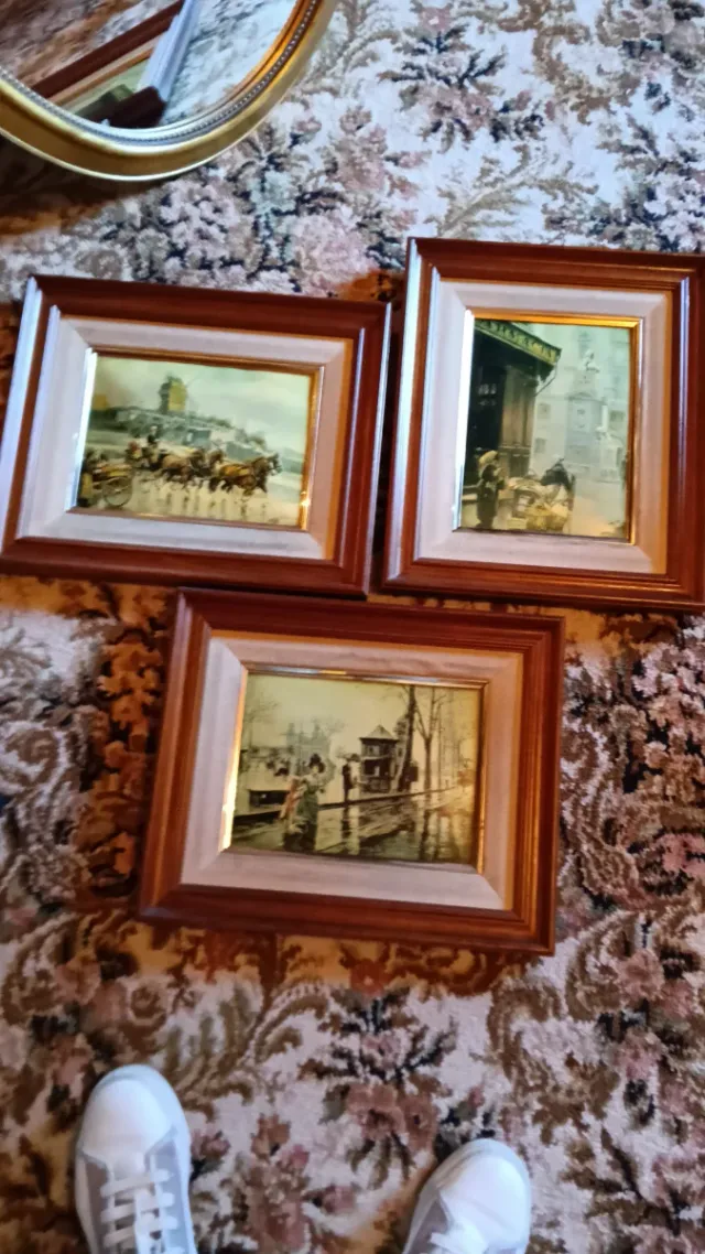 Lote 3 cuadros clásicos madera y lacados con brill