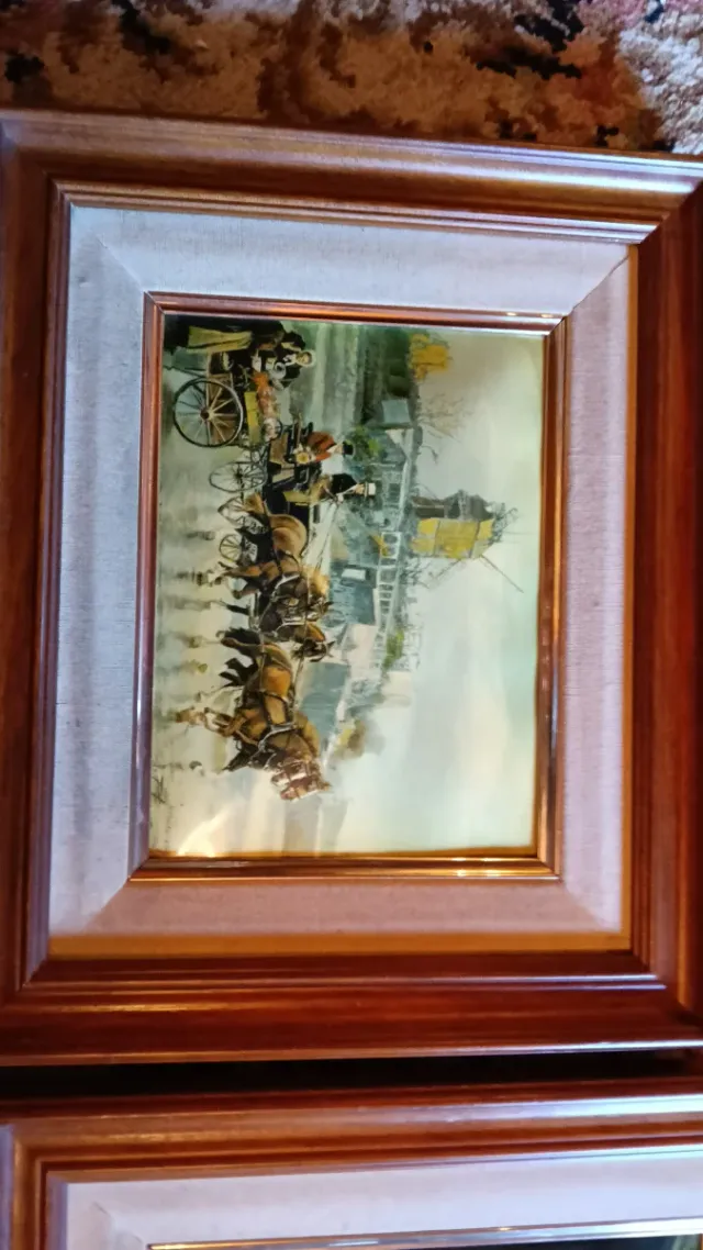 Lote 3 cuadros clásicos madera y lacados con brill