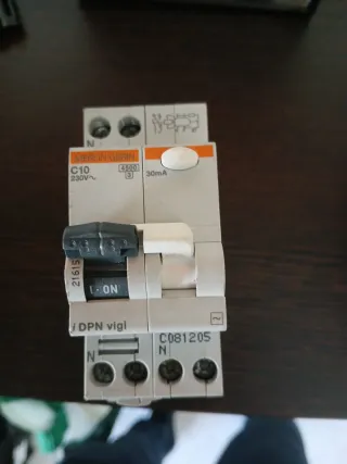 Merlin Gerin C10 Interruptor Diferencial 30mA