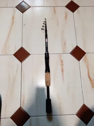 Caña de pescar 1,80m ultraligera