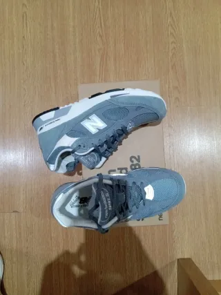 New Balance 991.5LB Beige/Gris Talla 40.5 original