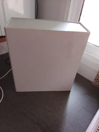 Caja Loewe Blanca