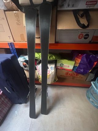 Esquís Junior SALOMÓN QST Talla 130 con fijaciones