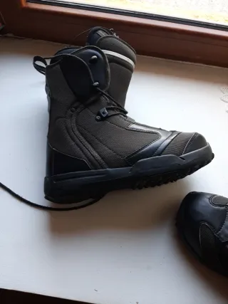 Botas Snowboard Talla 43 1/3 Casi sin usar.