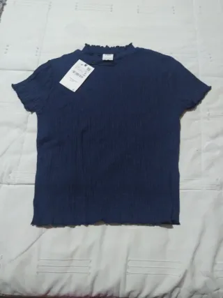 Camiseta Zara canalé cuello alto azul XS