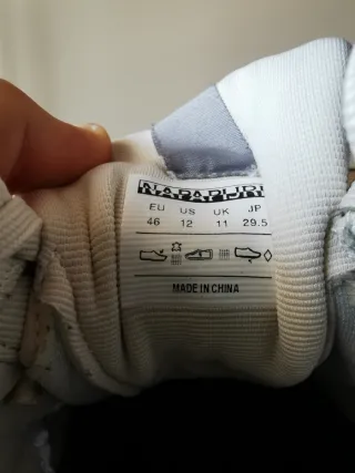 Napapijri Lotus uomo n.46 – Ottime condizioni