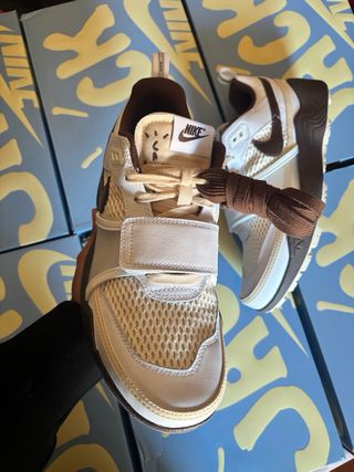 Nike Zoom Field Jaxx Travis Scott Light Chocolate