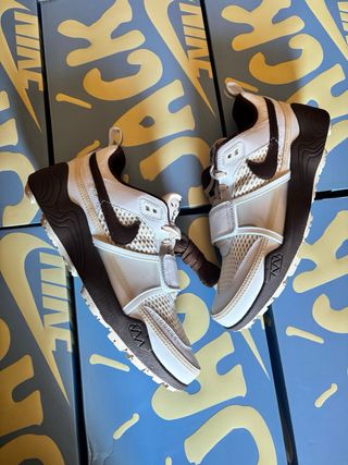 Nike Zoom Field Jaxx Travis Scott Light Chocolate