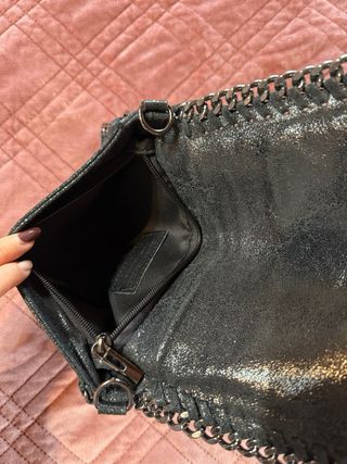 Borsa in pelle nera con catena argento