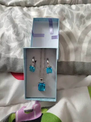 Conjunto Plata Collar y Pendientes Azul