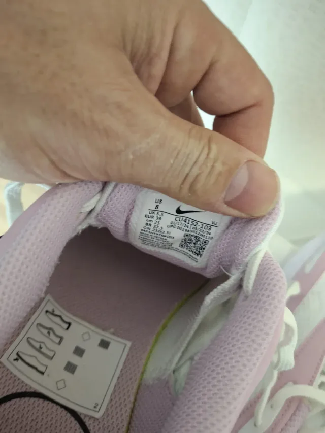 Zapatillas Nike Air Max Bolt Rosa y Blancas