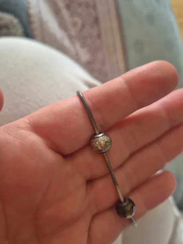 Pulsera Pandora de plata con 3 charms