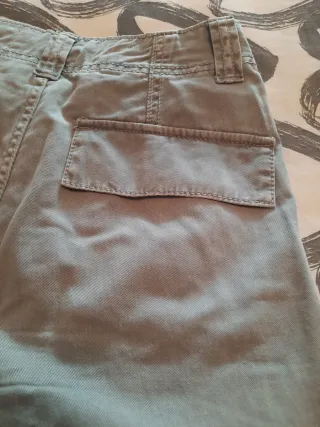 Pantalón cargo gris