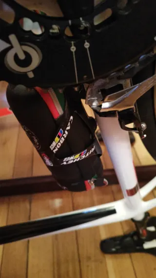 Bicicleta carretera  cuadro carbono Cube Talla53