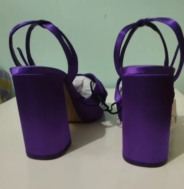 Tacones Zara Morados Plataforma talla 36 nuevos