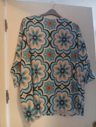 Camiseta estampada floral manga 3/4