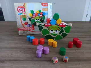 Juego de equilibrio de madera y puzzle