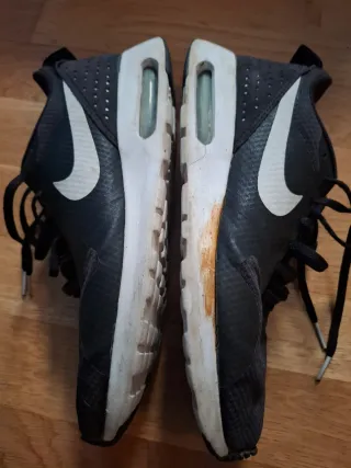 Deportivas Nike Air Max Negras y Blancas