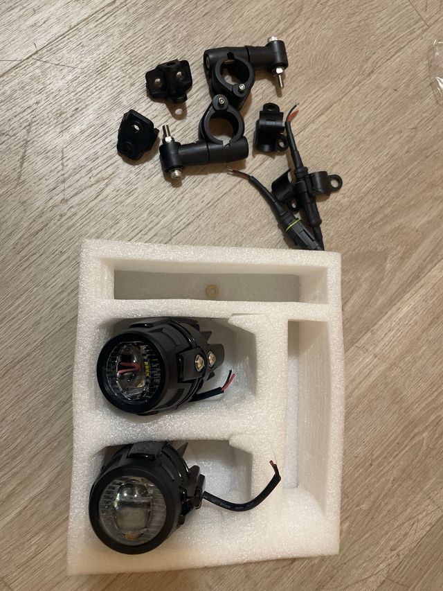 Luces LED Moto BMW R1250GS Yamaha MT07