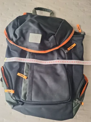 Mochila Pepe Jeans Negra y Naranja