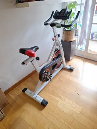 Bicicleta Estática Ejercicio