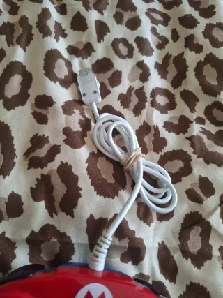 Mando Clásico Wii Rojo Mario