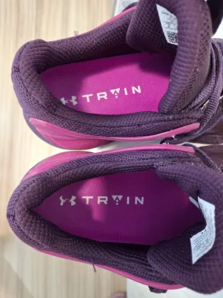 Zapatillas Under Armour HOVR Apex 2 Morado