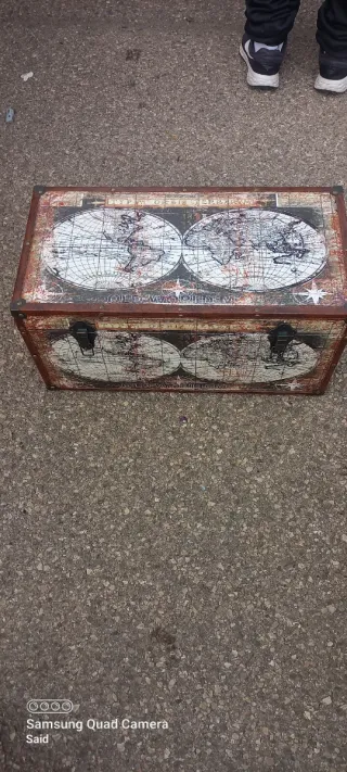 Cofre decorativo mapa del mundo