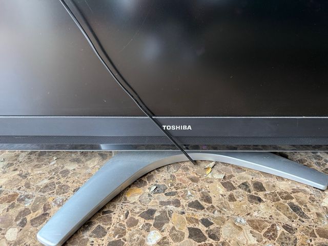 Televisión Toshiba Regza 42”