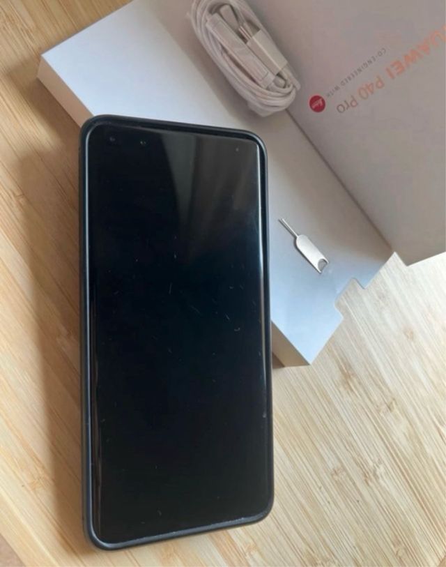 Huawei P40 Pro Preto com câmera co-projetada Leica